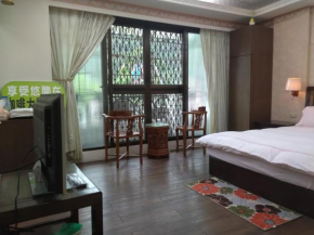 Hotels in Gukeng Township